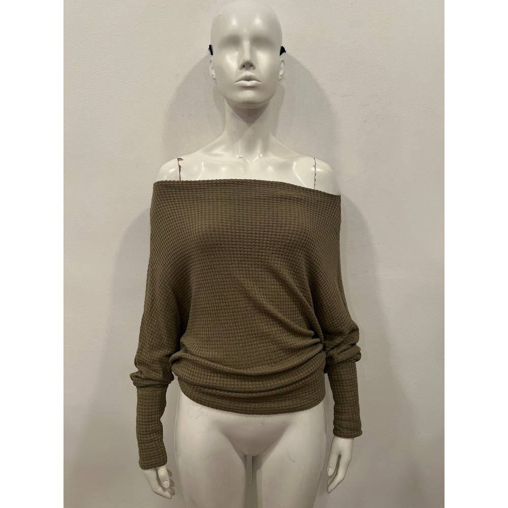 Sadie & Sage Top Women's waffle knit off shoulder blouse olive green SZ MED New